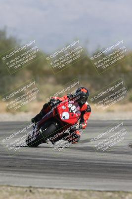 media/Oct-13-2025-Moto Forza (Mon) [[a66d839500]]/3-B Group/Session 3 Turn 2/